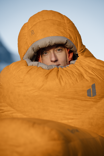 Down sleeping bag Astro Pro 600 -12C/10F