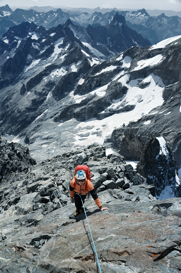 Mountaineering backpack Guide 44+6